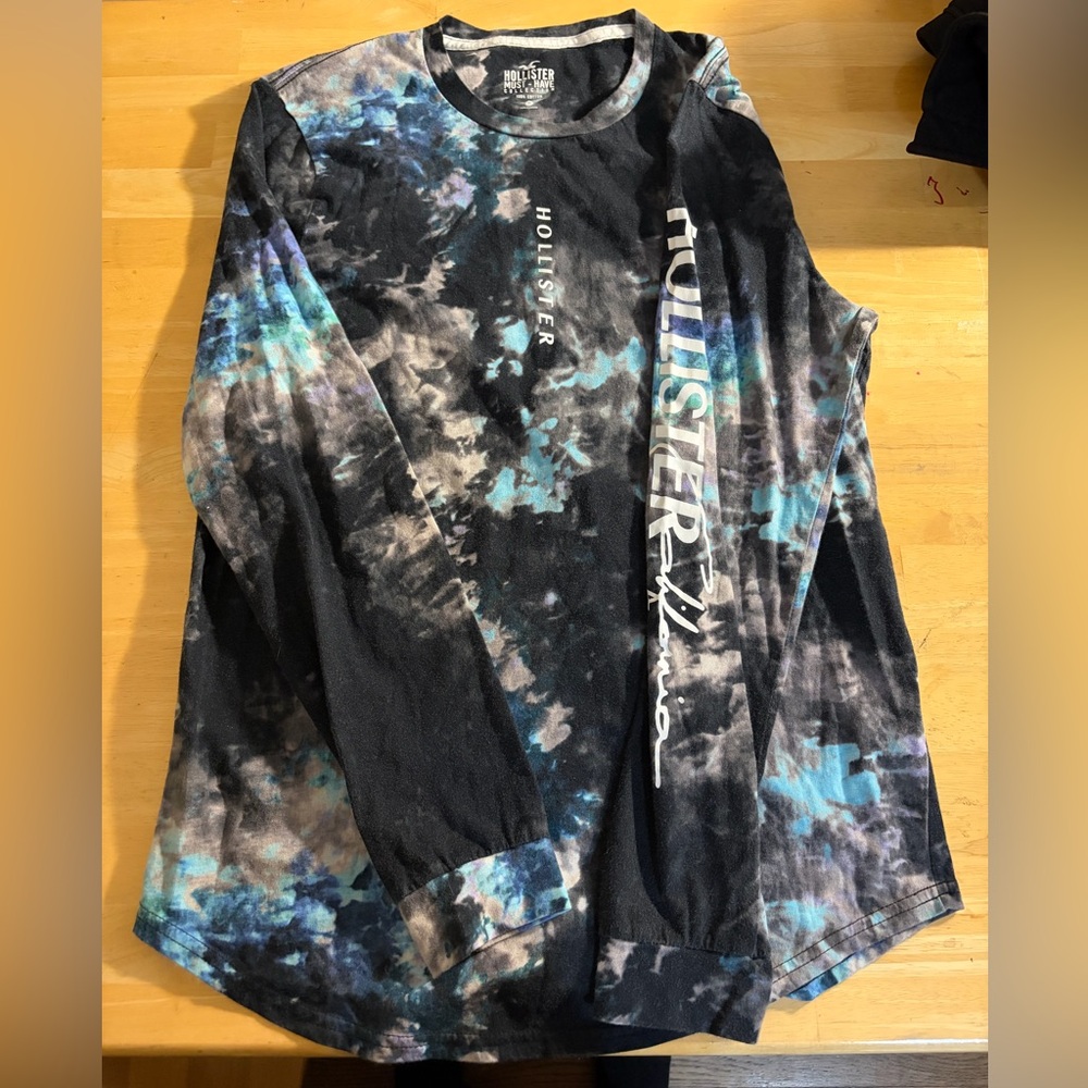 Hollister long sleeve shirt